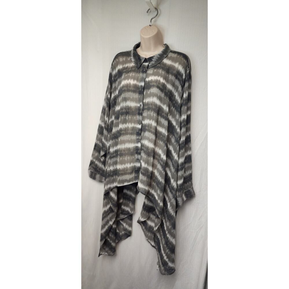 Cato East 1948 Shear Gray Muted Striped Hi Low Blouse Size 26-28W - Picture 3 of 8